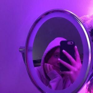 Meet your Posher, Lacy